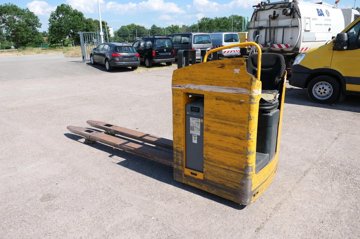 Préparateur de commandes ESE 220 Batterie 09/2018 lange Gabeln! ESE 220 Batterie 09/2018 lange Gabeln!- Photo 4