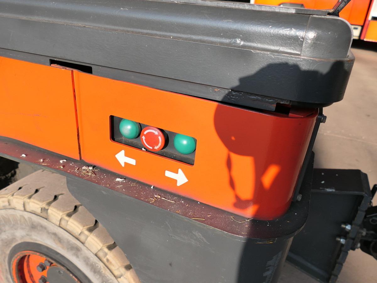 Trattore elettrico P250 Schlepper AHK Schiebetüren P250 Schlepper AHK Schiebetüren- Photo 10