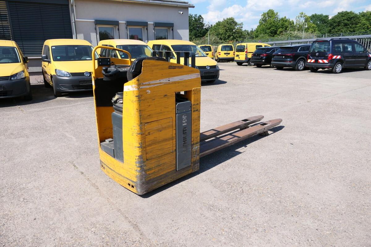 Préparateur de commandes ESE 220 Batterie 09/2018 lange Gabeln! ESE 220 Batterie 09/2018 lange Gabeln!- Photo 3