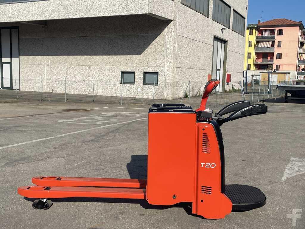 Wózek paletowy Linde T 20 AP Batteria NUOVA Linde T 20 AP Batteria NUOVA- Photo 2