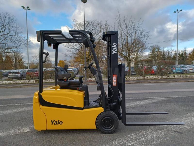 Carrello elevatore elettrico ERP16VTMWB ERP16VTMWB- Photo 3