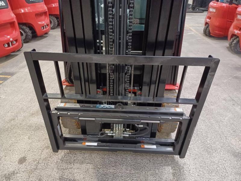 Wózek widłowy elektryczny A3W15 A3W15- Photo 3