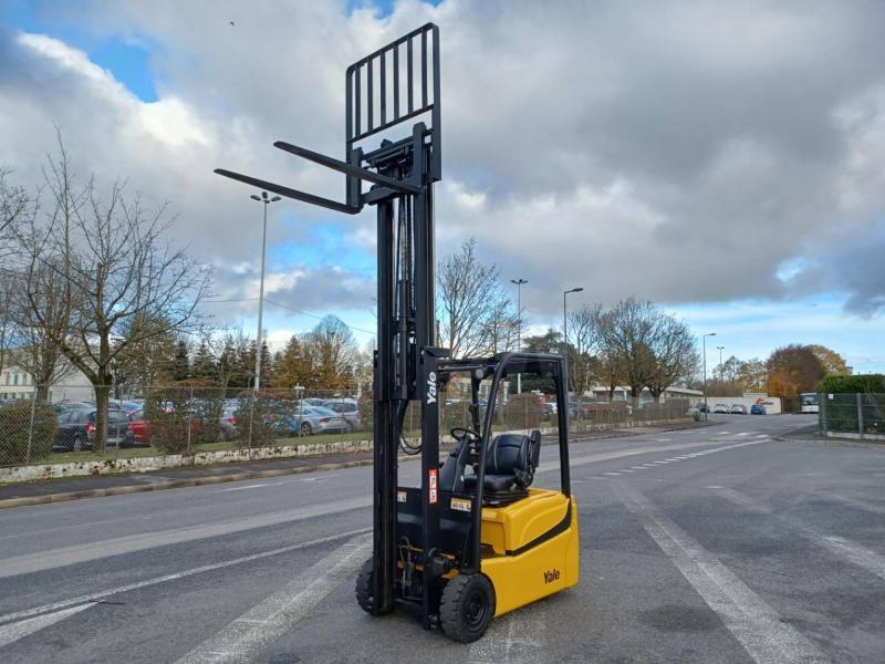 Carrello elevatore elettrico ERP16VTMWB ERP16VTMWB- Photo 7