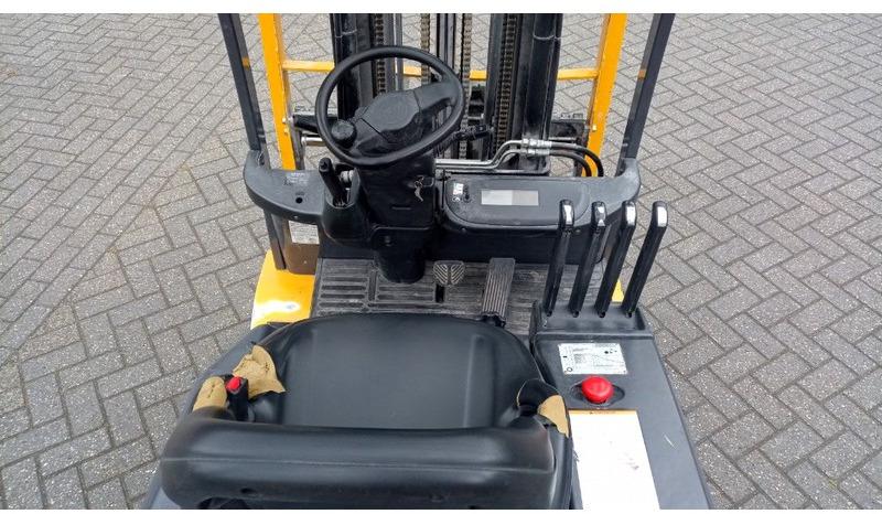 Carrello elevatore elettrico FTB20-7 FTB20-7- Photo 4
