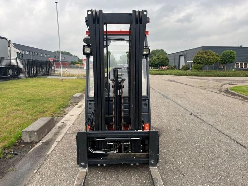 Carrello elevatore elettrico 8FBET18 8FBET18- Photo 4