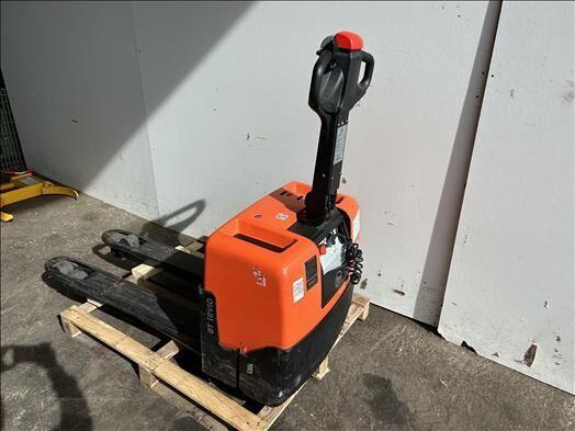 Transpallet LWE130 Powered pallet truck LWE130 Powered pallet truck- Photo 4