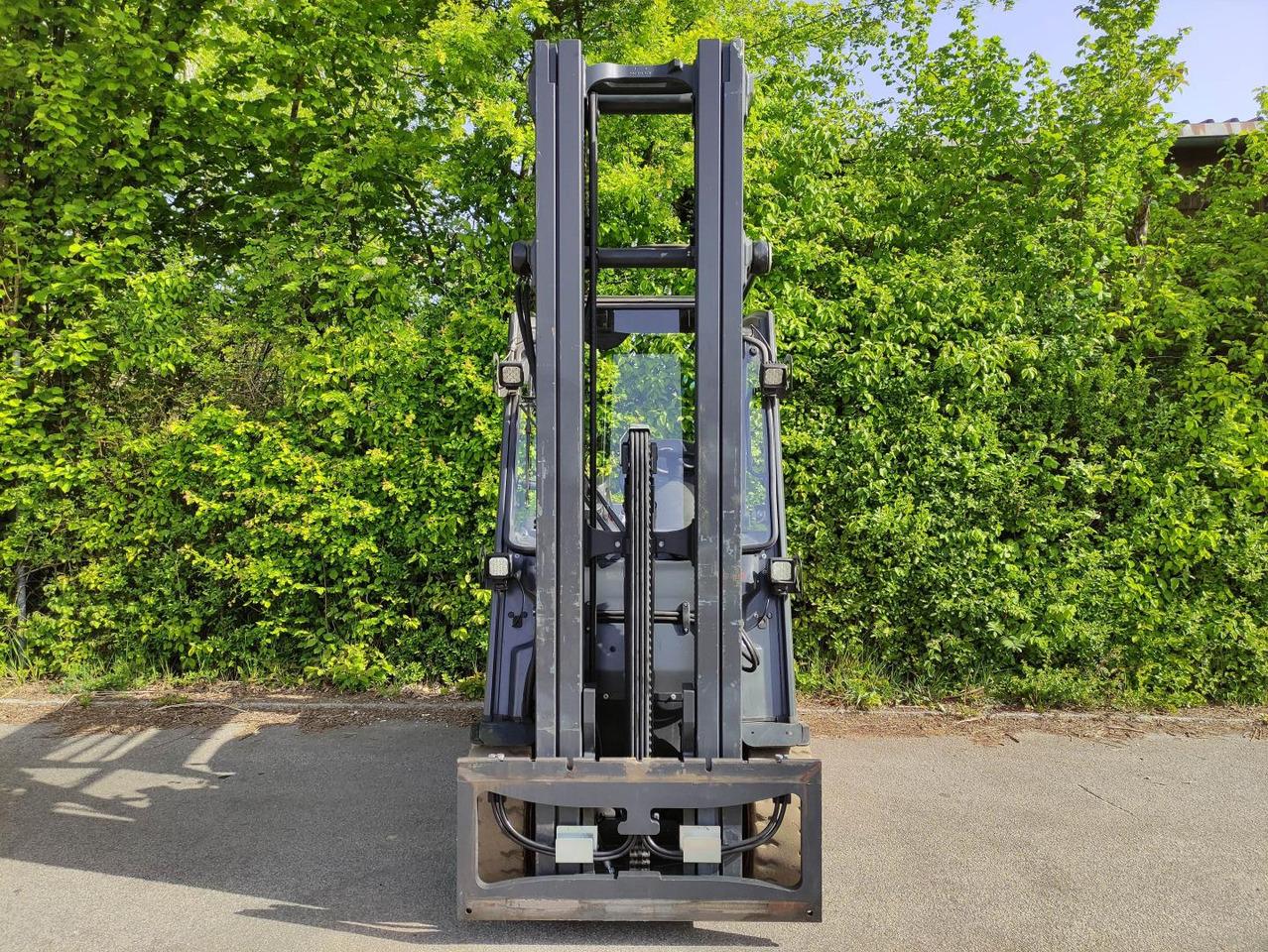 Carrello elevatore E30HL-01/600-387 E30HL-01/600-387- Photo 3