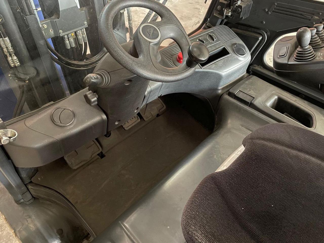 Carrello elevatore E50HL-01-388 E50HL-01-388- Photo 5