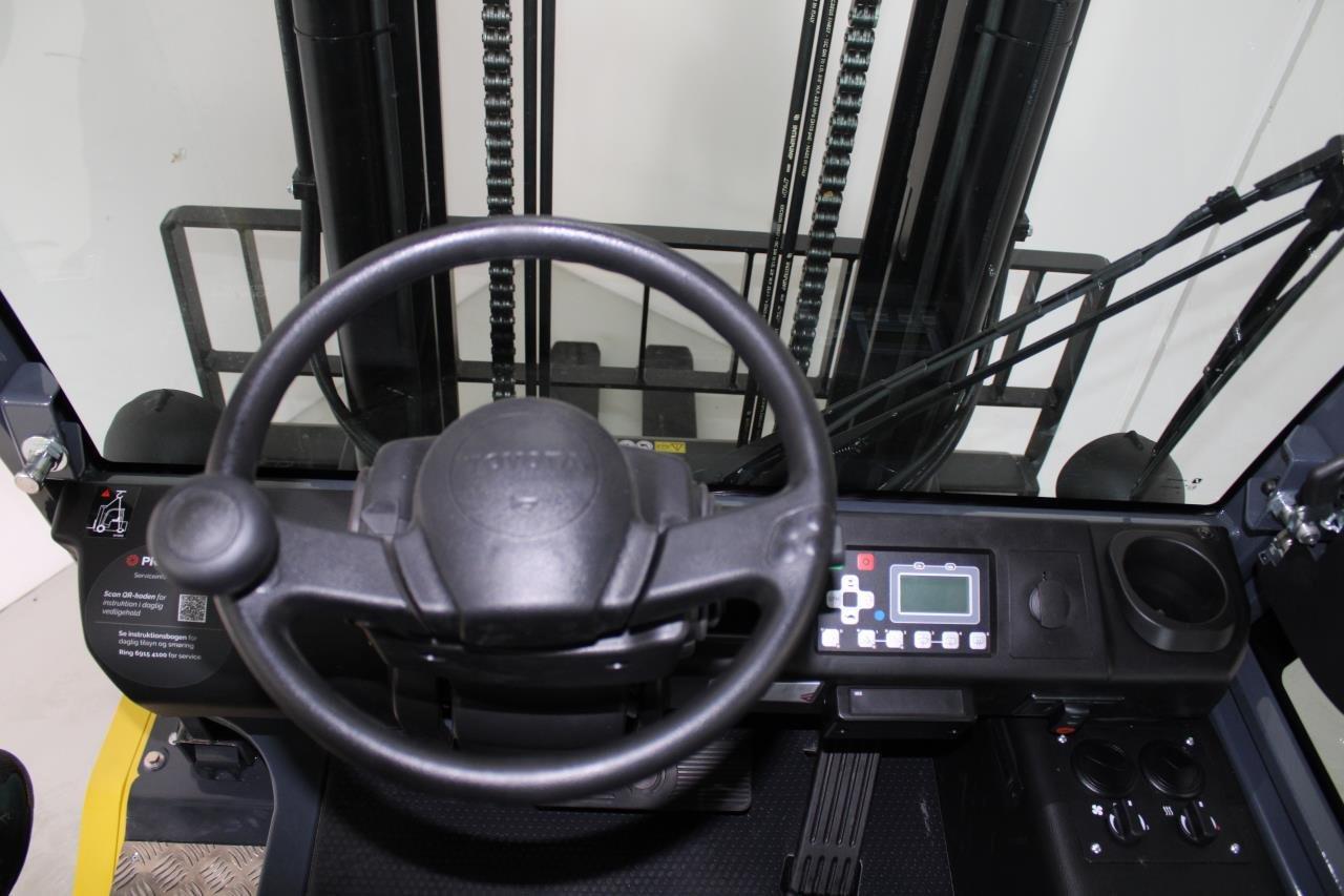 Wózek widłowy elektryczny 9FBM50T 9FBM50T- Photo 4