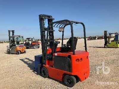 Carrello elevatore elettrico C4E200NL C4E200NL- Photo 2