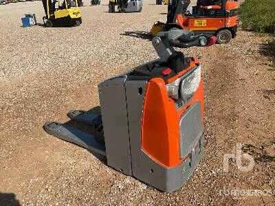 Carrello elevatore elettrico EXU-SF 20 Electric (Inoperable) EXU-SF 20 Electric (Inoperable)- Photo 2