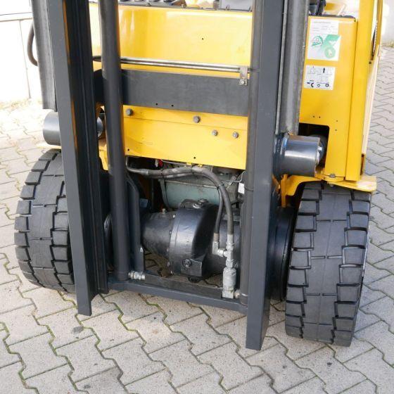 Chariot élévateur électrique Unicarriers EH30L (G1Q2L30Q) Unicarriers EH30L (G1Q2L30Q)- Photo 8