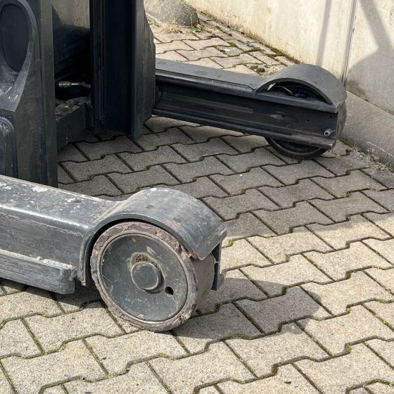 Carrello retrattile Linde R16S (115) Linde R16S (115)- Photo 3