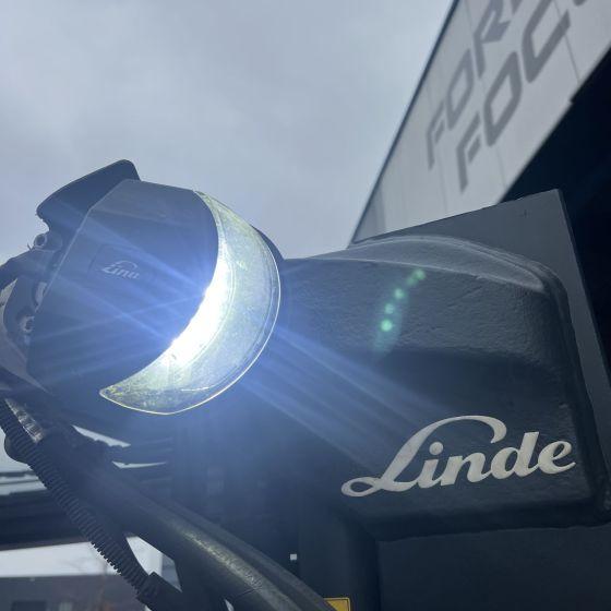 Carrello elevatore elettrico Linde E20R (387) Roadster Linde E20R (387) Roadster- Photo 6