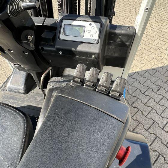 Carrello elevatore Unicarriers AG1N1L16Q Unicarriers AG1N1L16Q- Photo 5