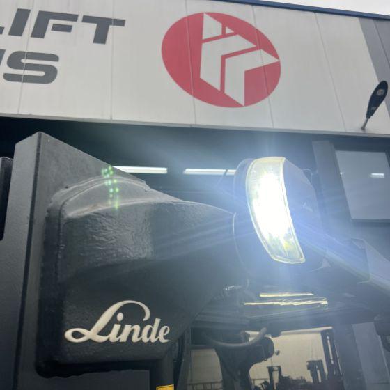 Carrello elevatore elettrico Linde E20R (387) Roadster Linde E20R (387) Roadster- Photo 7