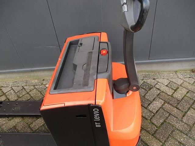 Pallet truck LWE 180 LWE 180- Photo 5