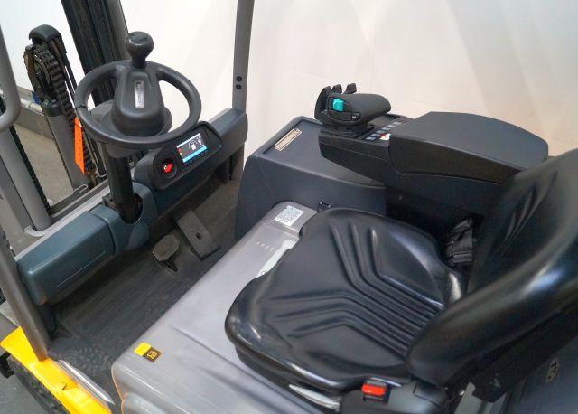 Carrello elevatore elettrico Jungheinrich EFG216k Jungheinrich EFG216k- Photo 3