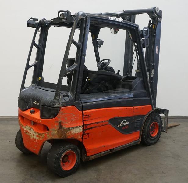 Carrello elevatore elettrico E 25 L 387 E 25 L 387- Photo 2