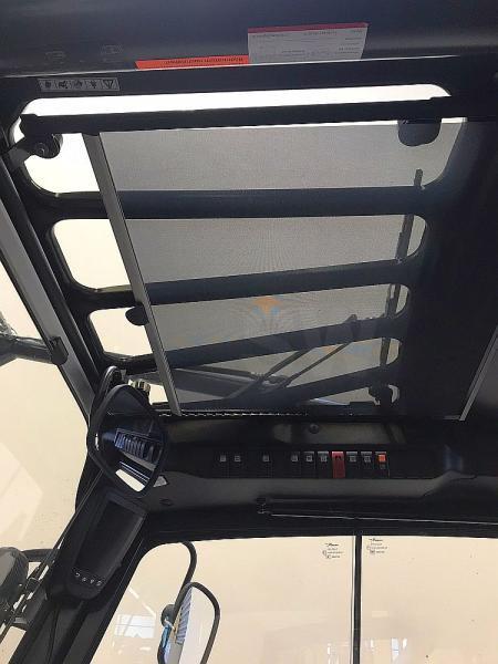 Carrello elevatore elettrico E 50 HL 388 E 50 HL 388- Photo 4