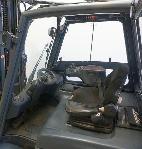 Carrello elevatore elettrico E 25 L 387 E 25 L 387- Photo 3