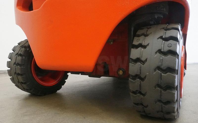 Carrello elevatore elettrico E 25 L 387 E 25 L 387- Photo 7