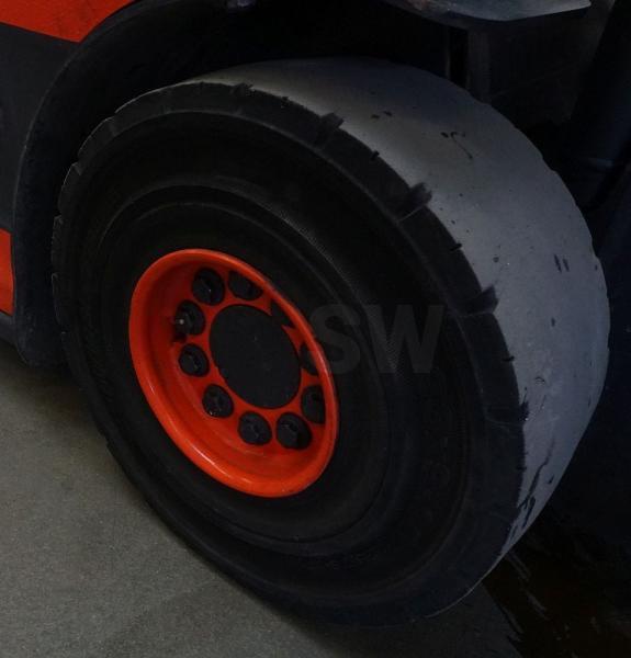 Carrello elevatore elettrico E 30 L 387 E 30 L 387- Photo 8