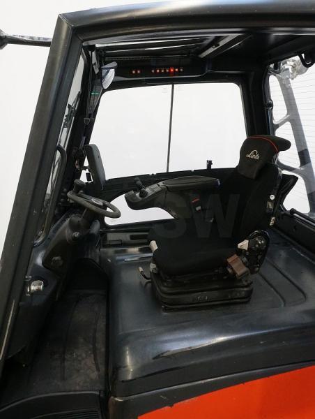 Carrello elevatore elettrico E 50 HL 388 E 50 HL 388- Photo 3