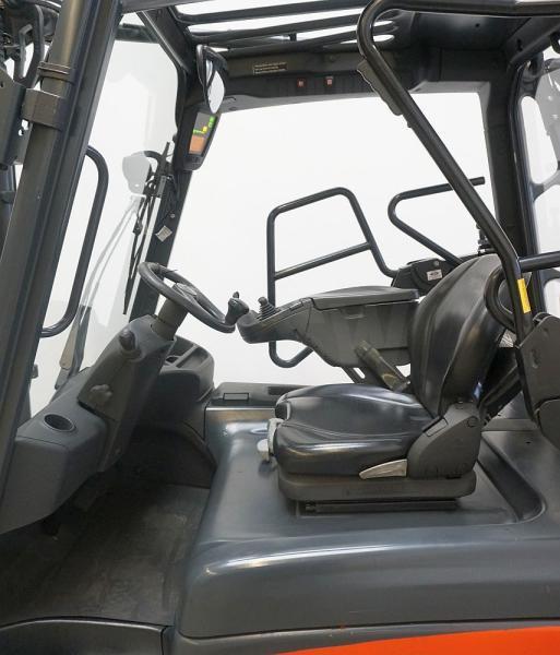 Carrello elevatore elettrico E 25 L 387 E 25 L 387- Photo 3