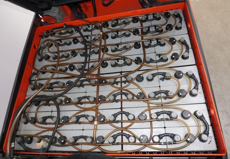 Carrello elevatore elettrico E 25 L 387 E 25 L 387- Photo 5