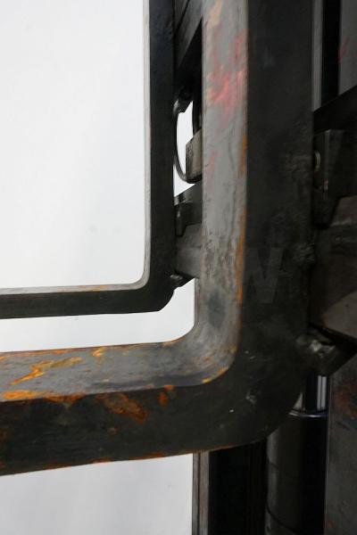 Carrello elevatore elettrico E 30 L 387 E 30 L 387- Photo 6