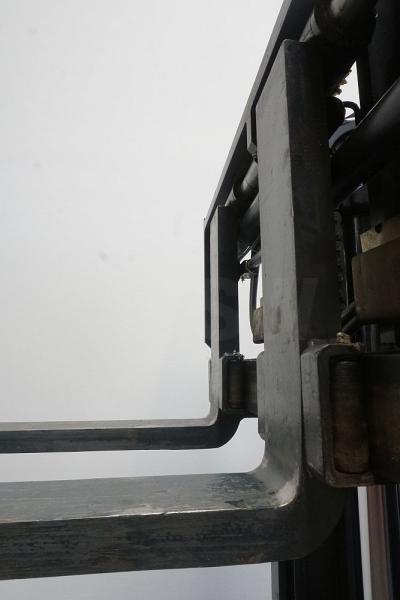 Wózek widłowy elektryczny E 25 L 387 E 25 L 387- Photo 6