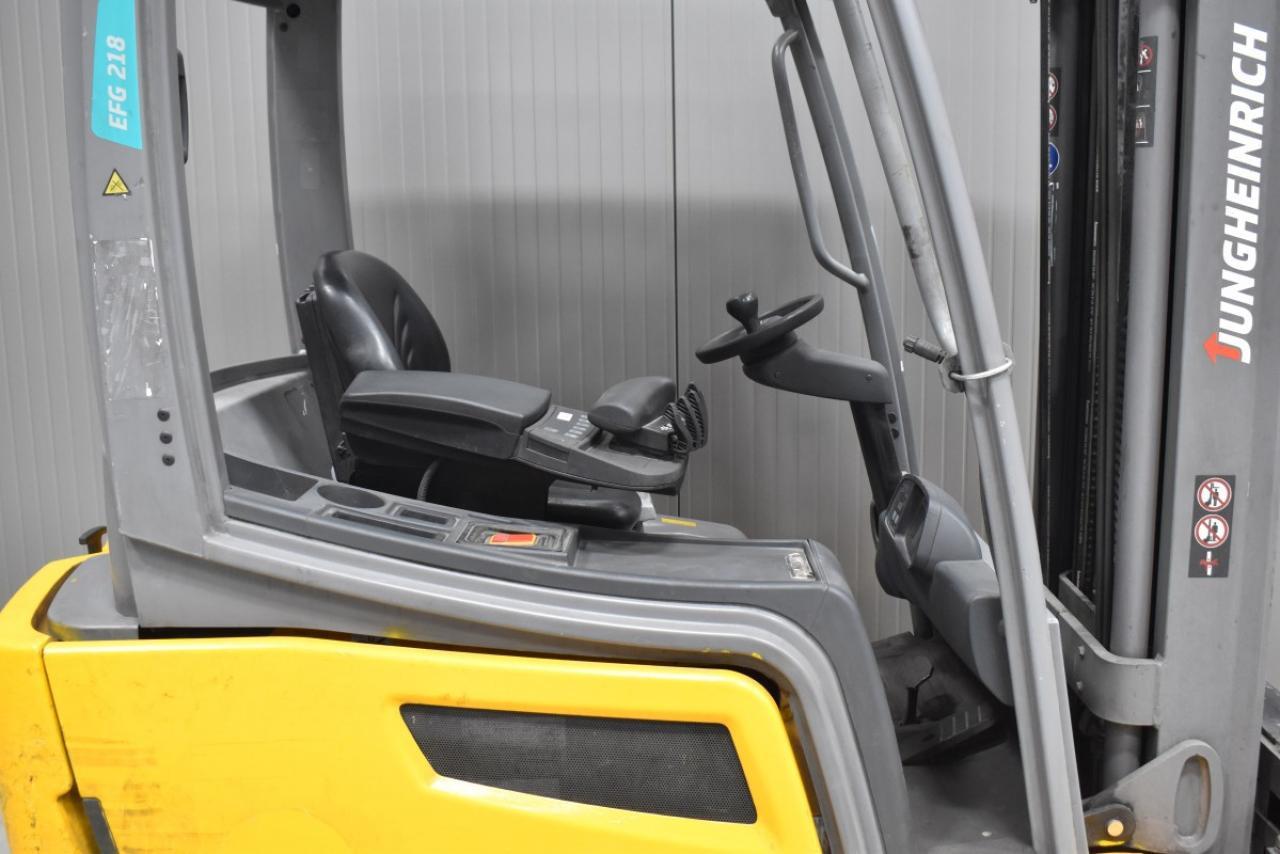 Carrello elevatore elettrico EFG 218 EFG 218- Photo 5