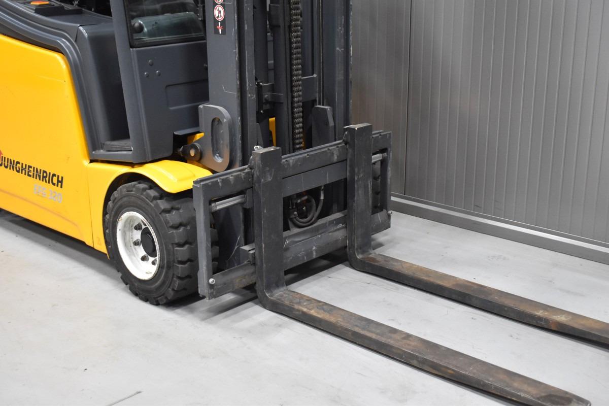 Wózek widłowy elektryczny EFG 320 EFG 320- Photo 6