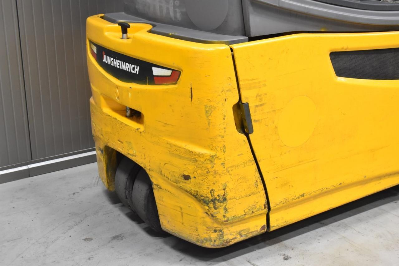 Carrello elevatore elettrico EFG 218 EFG 218- Photo 8