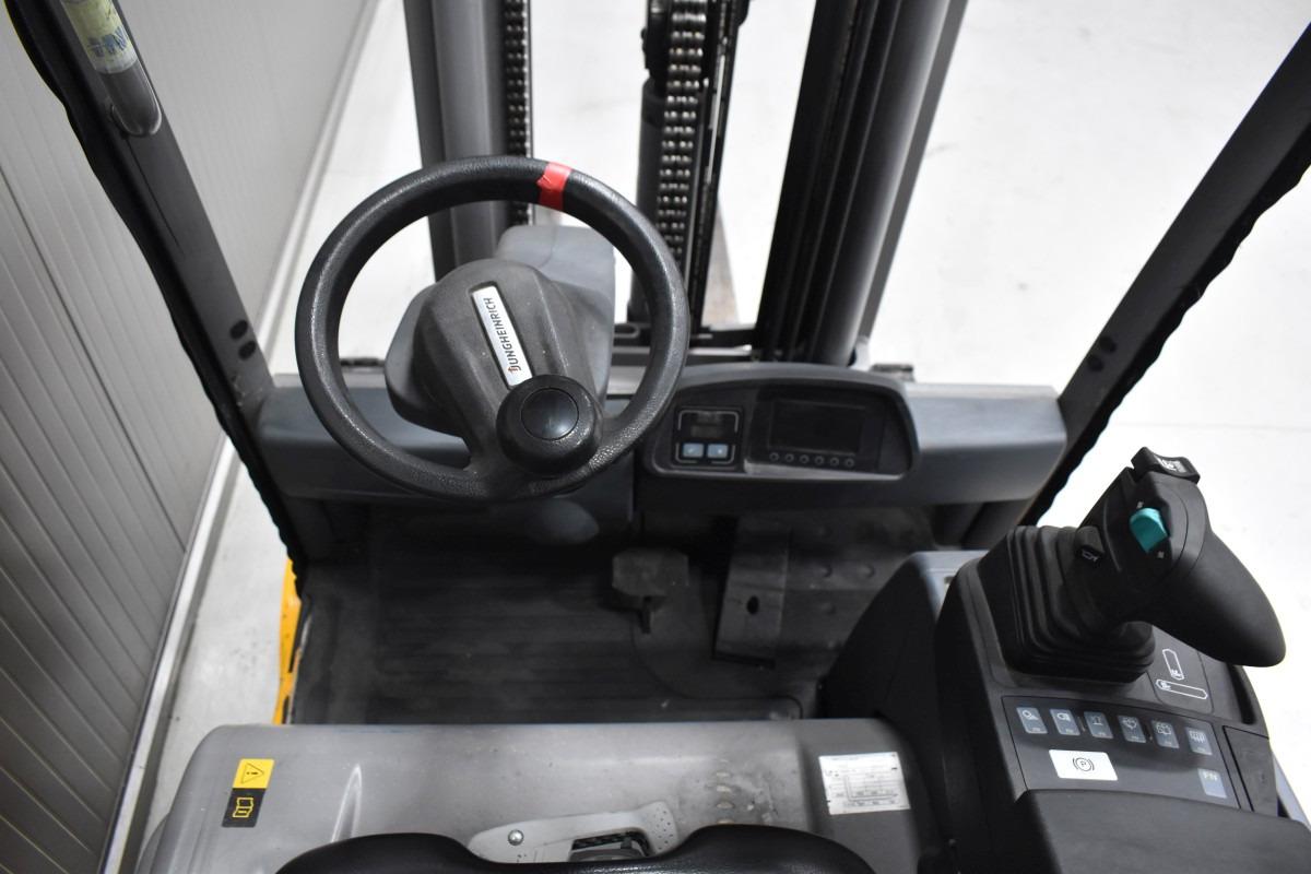 Wózek widłowy elektryczny EFG 215 EFG 215- Photo 7
