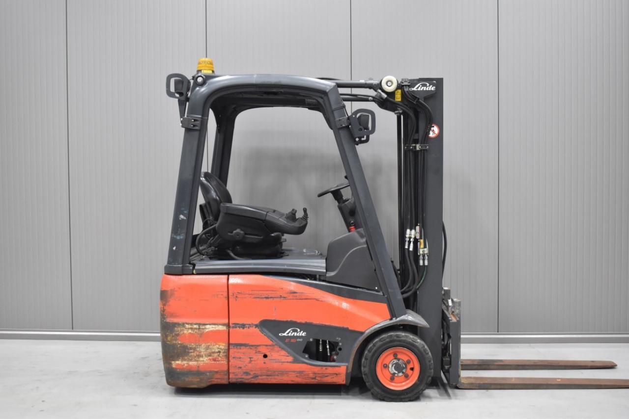Wózek widłowy elektryczny E 16 C-02 E 16 C-02- Photo 3