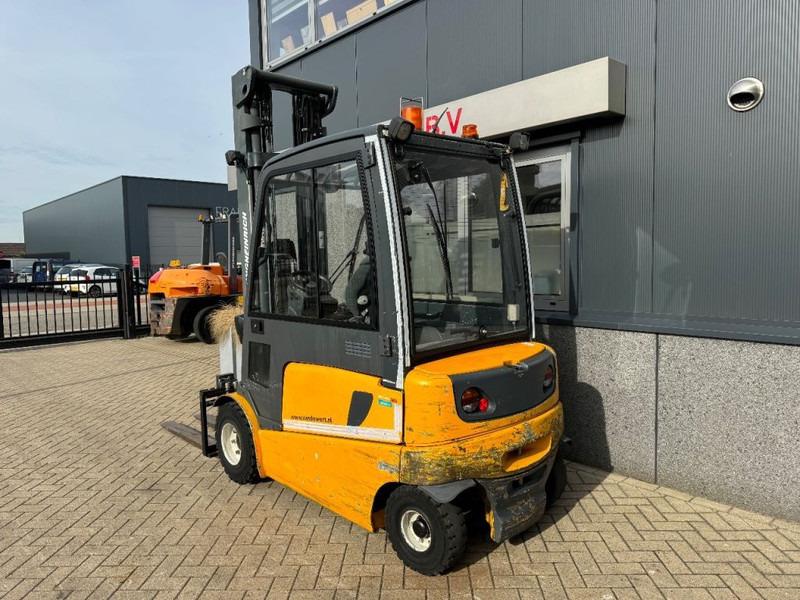 Wózek widłowy elektryczny EFG430K Heftruck Triplo 650 Freelift/Sideshift/4e functie elektrisch accu 2016 EFG430K Heftruck Triplo 650 Freelift/Sideshift/4e functie elektrisch accu 2016- Photo 10