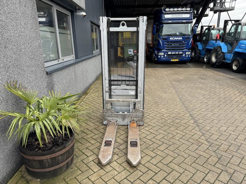 Stoccatore EXV-14 stapelaar 293cm hefhoogte elektrisch 2018 EXV-14 stapelaar 293cm hefhoogte elektrisch 2018- Photo 4