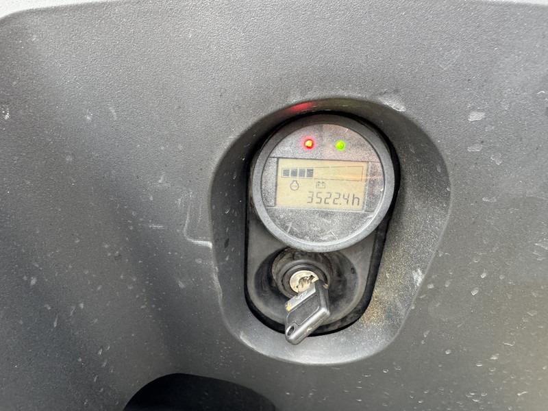Stoccatore EXV-14 stapelaar 293cm hefhoogte elektrisch 2018 EXV-14 stapelaar 293cm hefhoogte elektrisch 2018- Photo 9