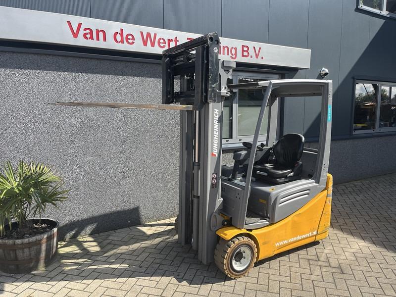 Chariot élévateur électrique Heftruck JUNGHEINRICH EFG218K triplo freelift sideshift vorkversteller 2016 Heftruck JUNGHEINRICH EFG218K triplo freelift sideshift vorkversteller 2016- Photo 2