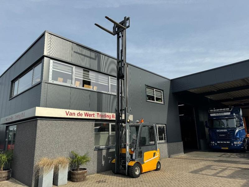 Wózek widłowy elektryczny EFG430K Heftruck Triplo 650 Freelift/Sideshift/4e functie elektrisch accu 2016 EFG430K Heftruck Triplo 650 Freelift/Sideshift/4e functie elektrisch accu 2016- Photo 6