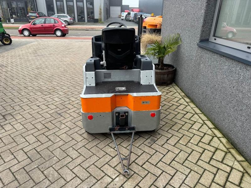 Ciągnik akumulatorowy LTX70 Elektrische Trekker / Startkar / Voertuigtrekker 2017 Elektrisch ACCU 2019 Keuring 3/2024 LTX70 Elektrische Trekker / Startkar / Voertuigtrekker 2017 Elektrisch ACCU 2019 Keuring 3/2024- Photo 7