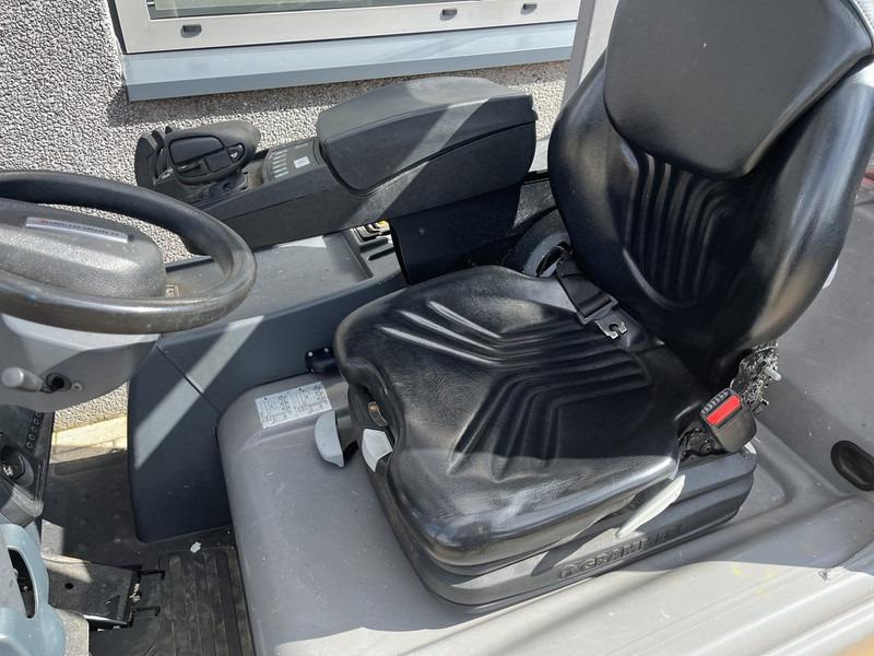Wózek widłowy elektryczny Heftruck JUNGHEINRICH EFG216K triplo freelift sideshift vorkversteller 2018 Heftruck JUNGHEINRICH EFG216K triplo freelift sideshift vorkversteller 2018- Photo 10