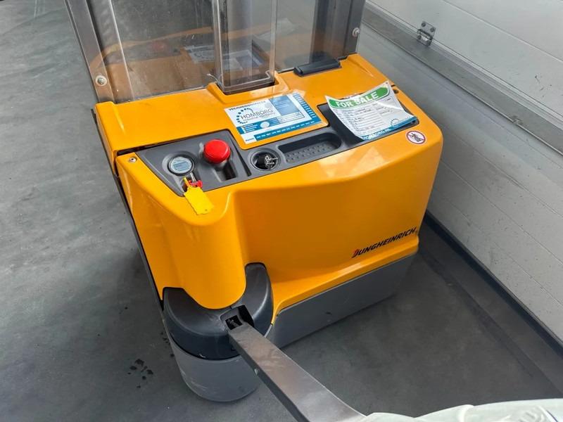 Gerbeur EJC M13 1300 kg Elektra Stapelaar 335 cm hefhoogte Als nieuw 2021 ! 100 uur ! EJC M13 1300 kg Elektra Stapelaar 335 cm hefhoogte Als nieuw 2021 ! 100 uur !- Photo 2