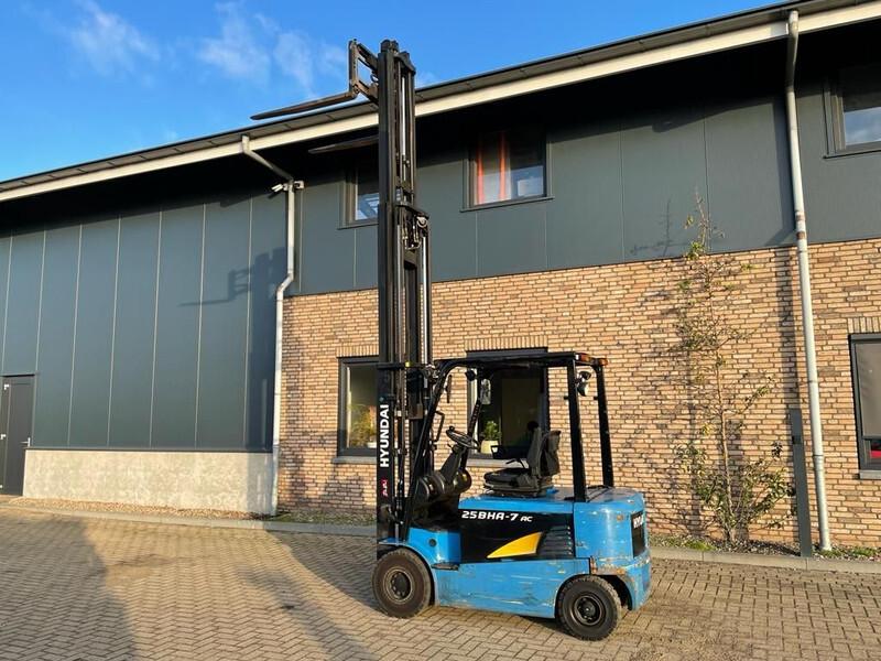 Carrello elevatore elettrico 25BHA-7 2.5 ton Triplex Freelift Sideshift Elektra Heftruck 25BHA-7 2.5 ton Triplex Freelift Sideshift Elektra Heftruck- Photo 6