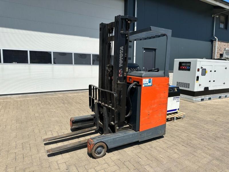 Carrello retrattile 6FBRE14 Triplex 1.4 ton Triplex Elektra Reachtruck 6FBRE14 Triplex 1.4 ton Triplex Elektra Reachtruck- Photo 6