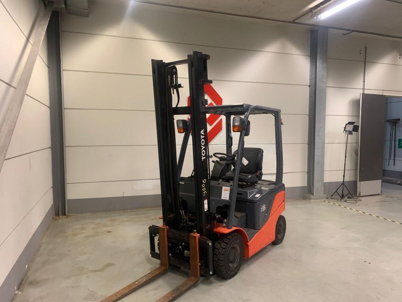 Carrello elevatore diesel- Photo 3