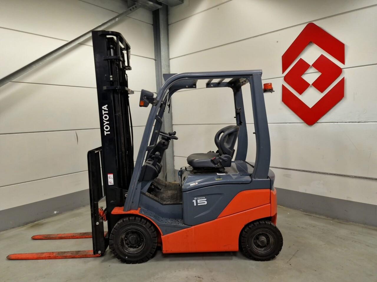 Wózek widłowy diesel- Photo 2
