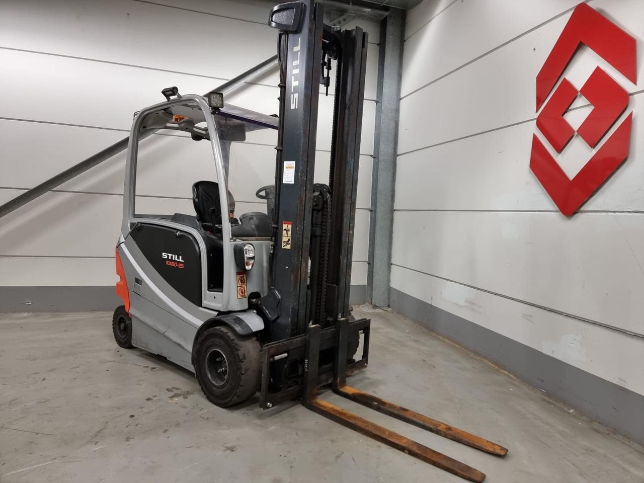 Wózek widłowy diesel- Photo 3